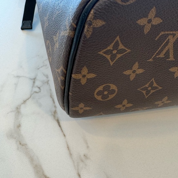 Louis Vuitton Josh Backpack - Picture 11 of 16